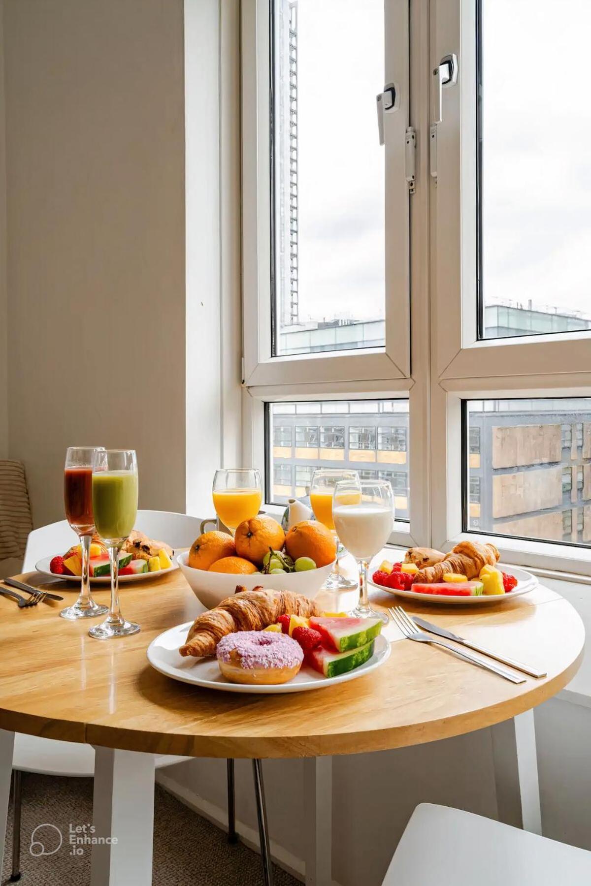 Apartment Smart 2br With Rooftop View *